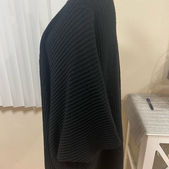 BLACK CARDIGAN SIZE M./L . Crochet style. - Picture 11 of 12